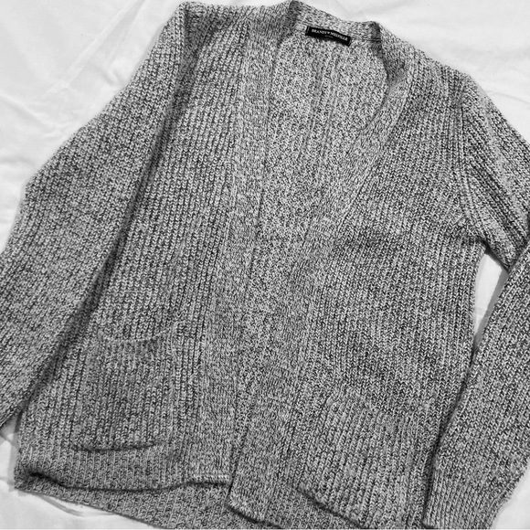 Brandy Melville Sweaters - Brandy Melville Cardigan